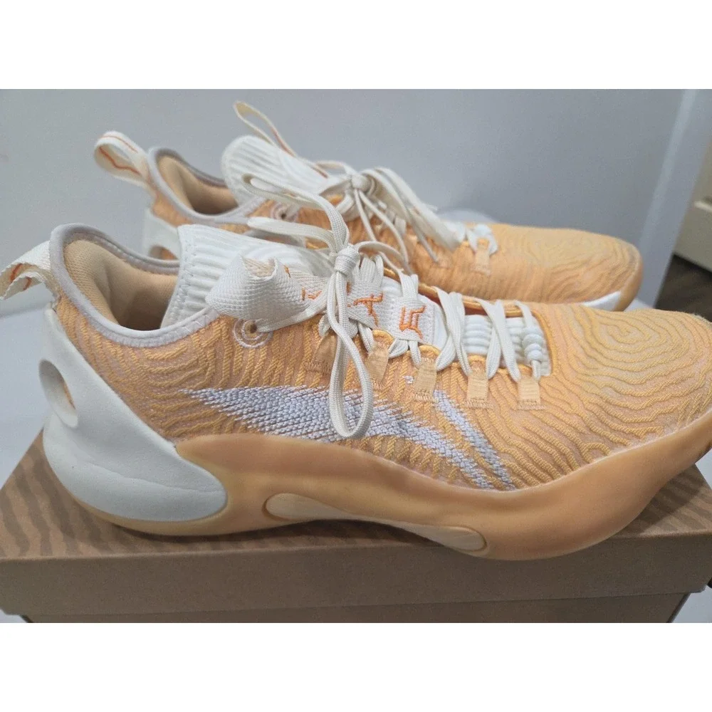 LI-NING YUSHUAI Ultra Low Men's Basketball Shoes Sz 11 Lightweight High-Rebound